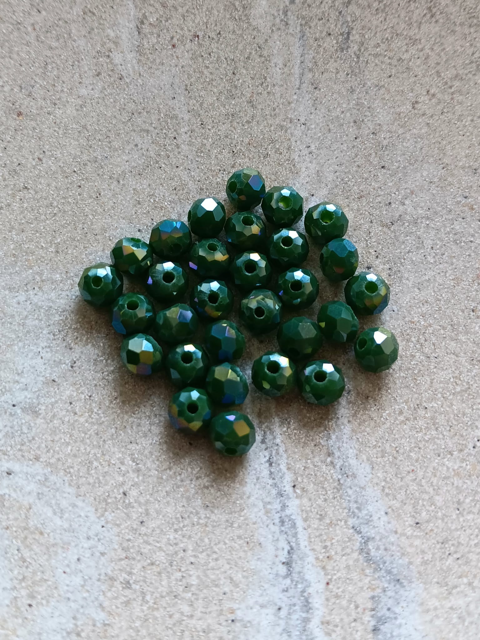 Perles rondelles facettées en verre - 6x5 mm