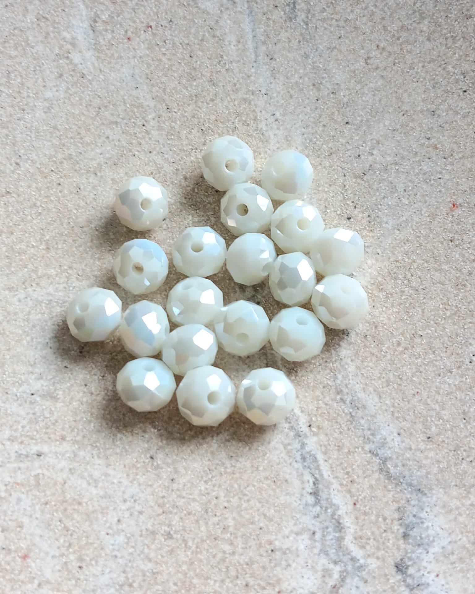Perles rondelles à facettes en verre - 8x6 mm
