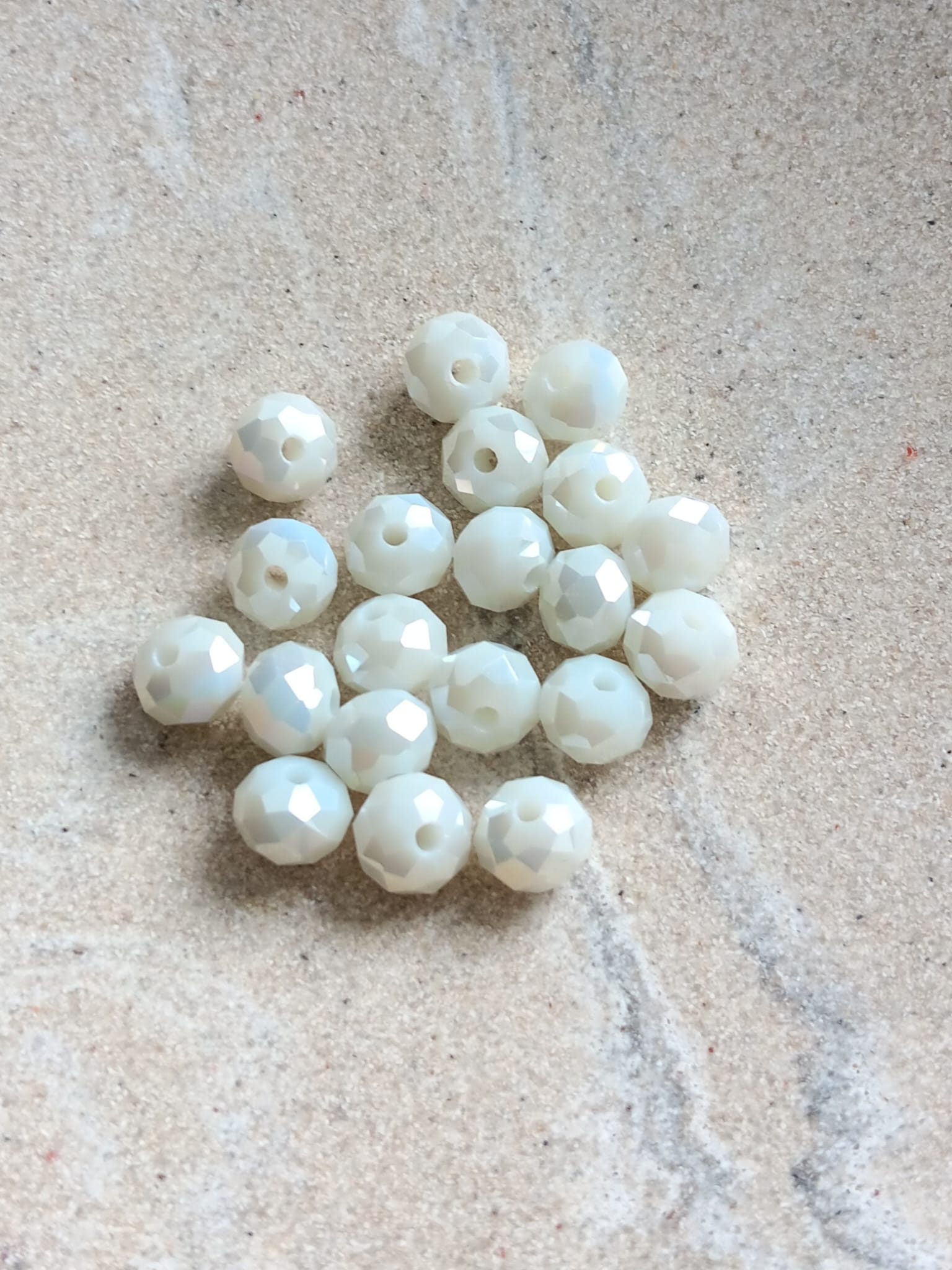 Perles rondelles à facettes en verre - 8x6 mm