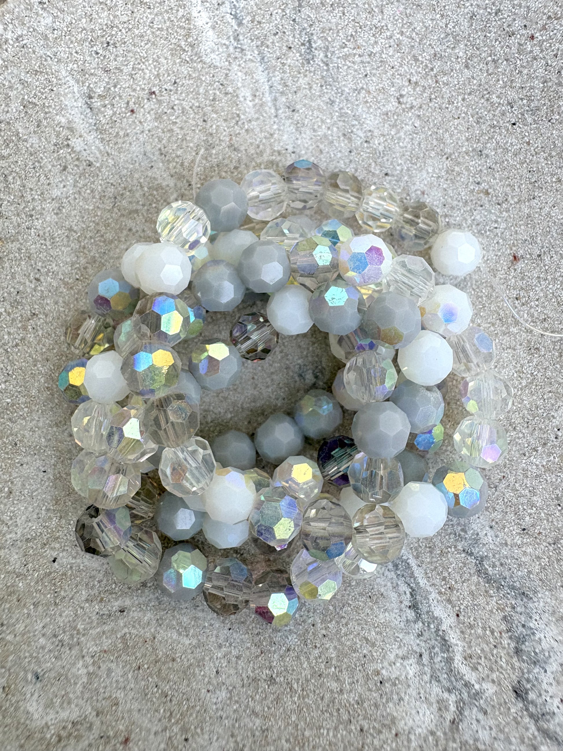perlesetcreationbijoux - fil de perles rondes à facettes multicolores 6 mm blanc