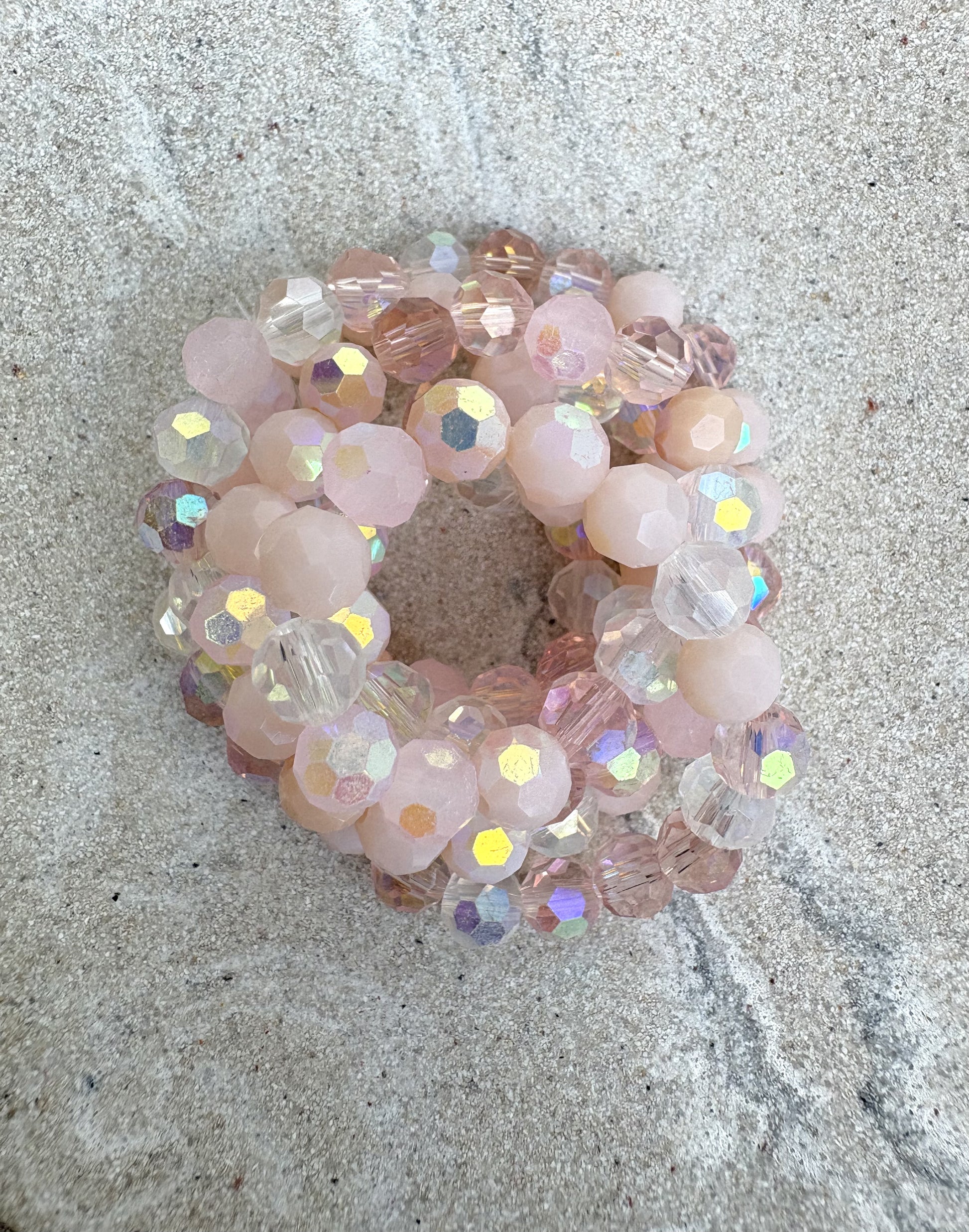 perlesetcreationbijoux - fil de perles rondes à facettes multicolores 6 mm rose