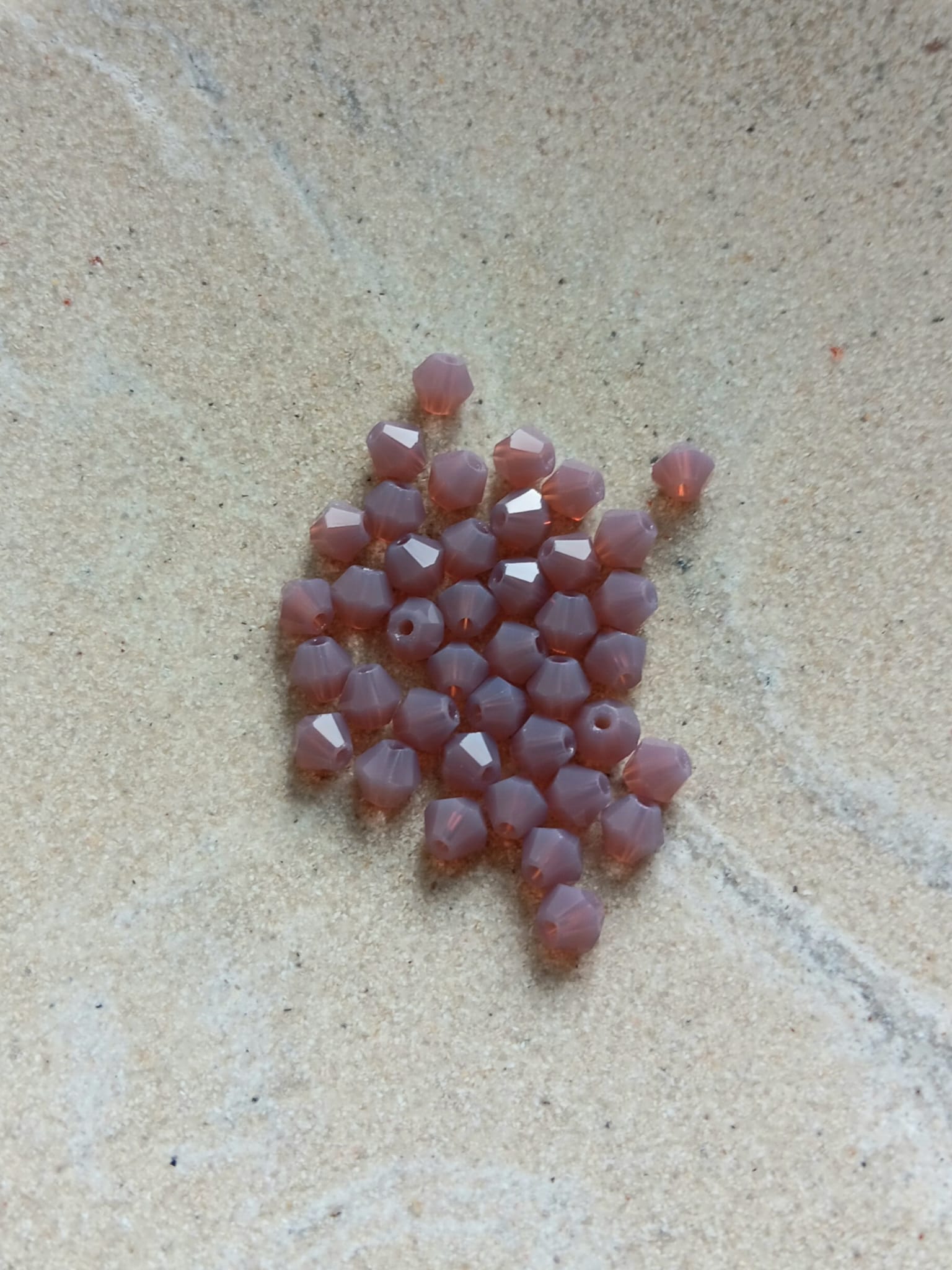 perlesetcreationbijoux-perles-toupies-verre-4mm-violet