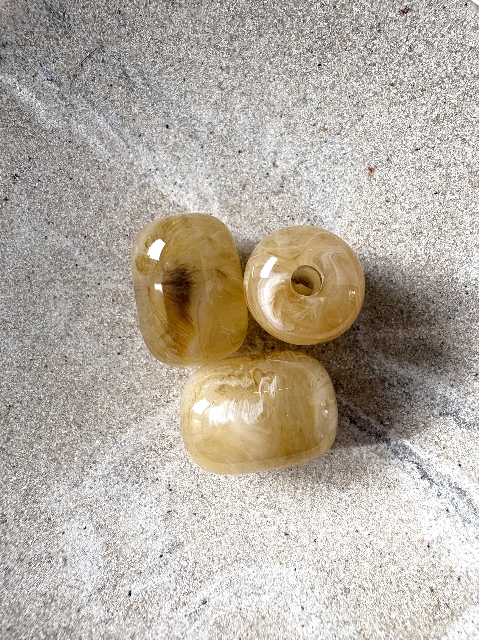 perlesetcreationbijoux - perle tube en acrylique de 20x15 mm beige