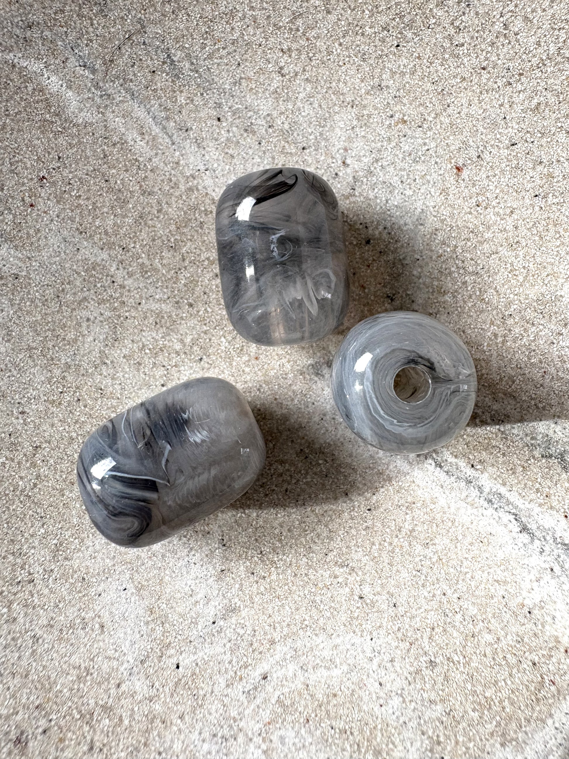 perlesetcreationbijoux - perle tube en acrylique de 20x15 mm grise