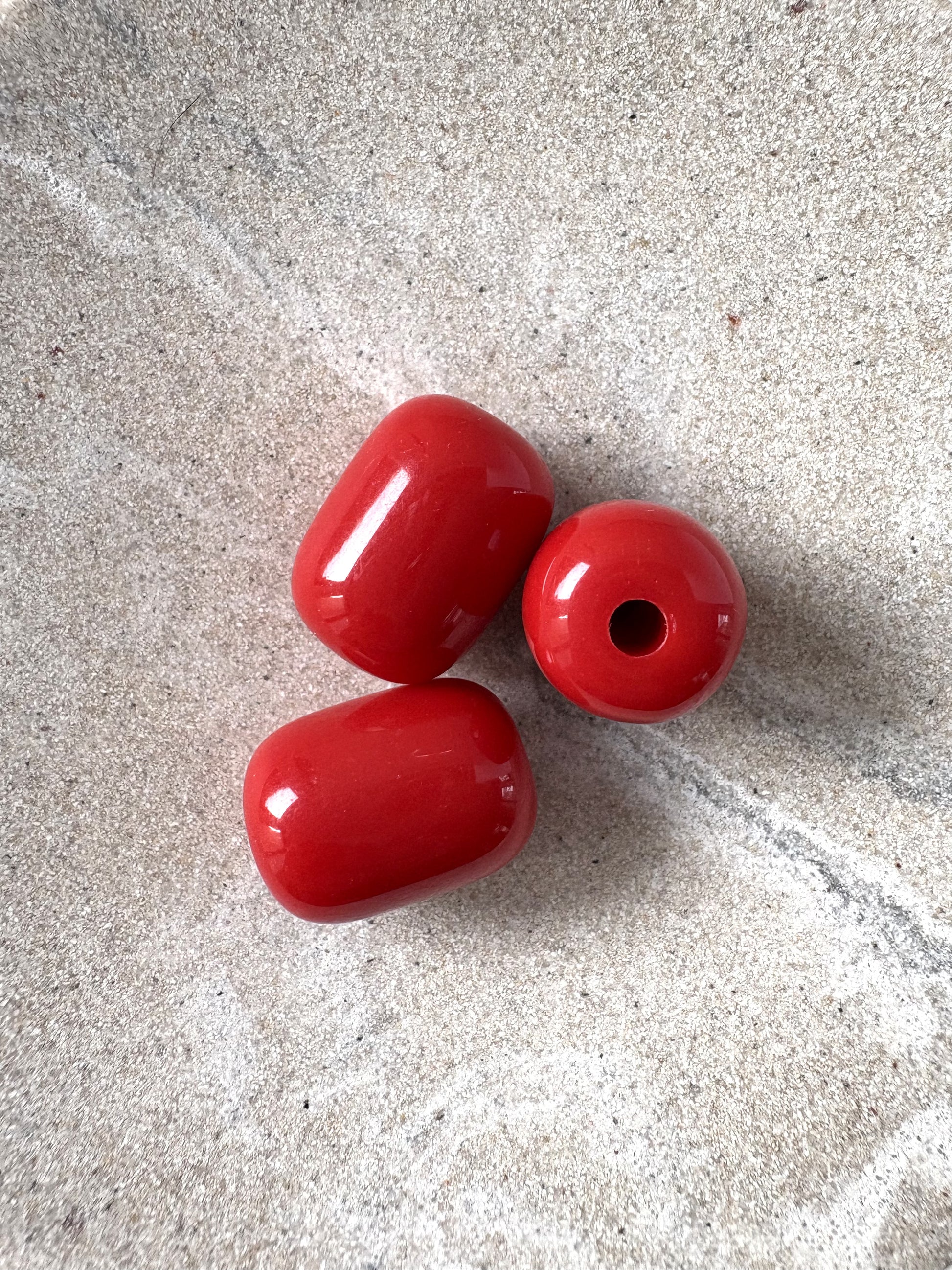 perlesetcreationbijoux - perle tube en acrylique de 20x15 mm rouge