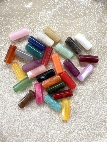 perlesetcreationbijoux - perles tubes marbrées en acrylique de 20x8 mm de différentes couleurs
