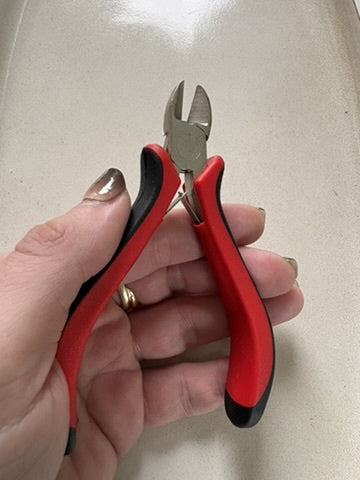 Pince coupante latérale en acier carbone – 117 mm