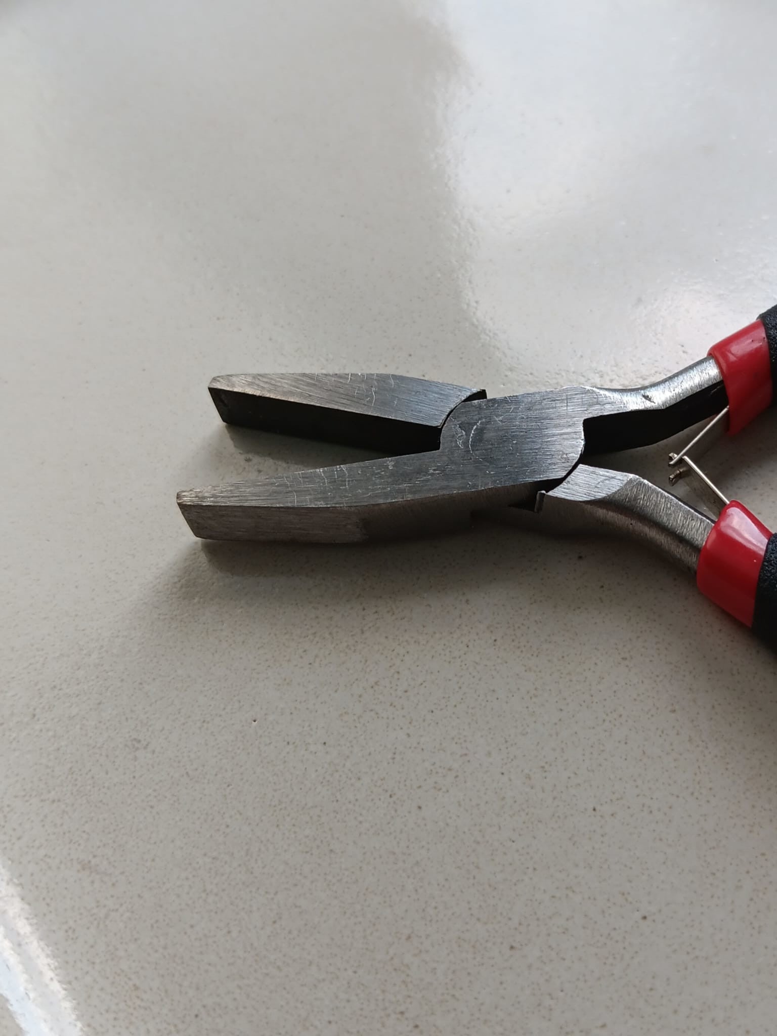 perlesetcreationbijoux-pince-plate-zoom