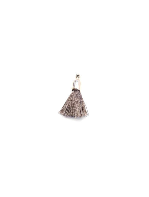 perlesetcreationbijoux-pompon-imitation-soie-gris