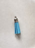 perlesetcreationbijoux - pompon suédine attache argentée 36 mm bleu turquoise