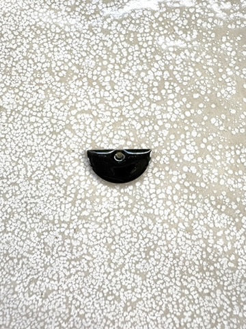 perlesetcreationbijoux - sequin émaillé demi-lune 8x15 mm noir
