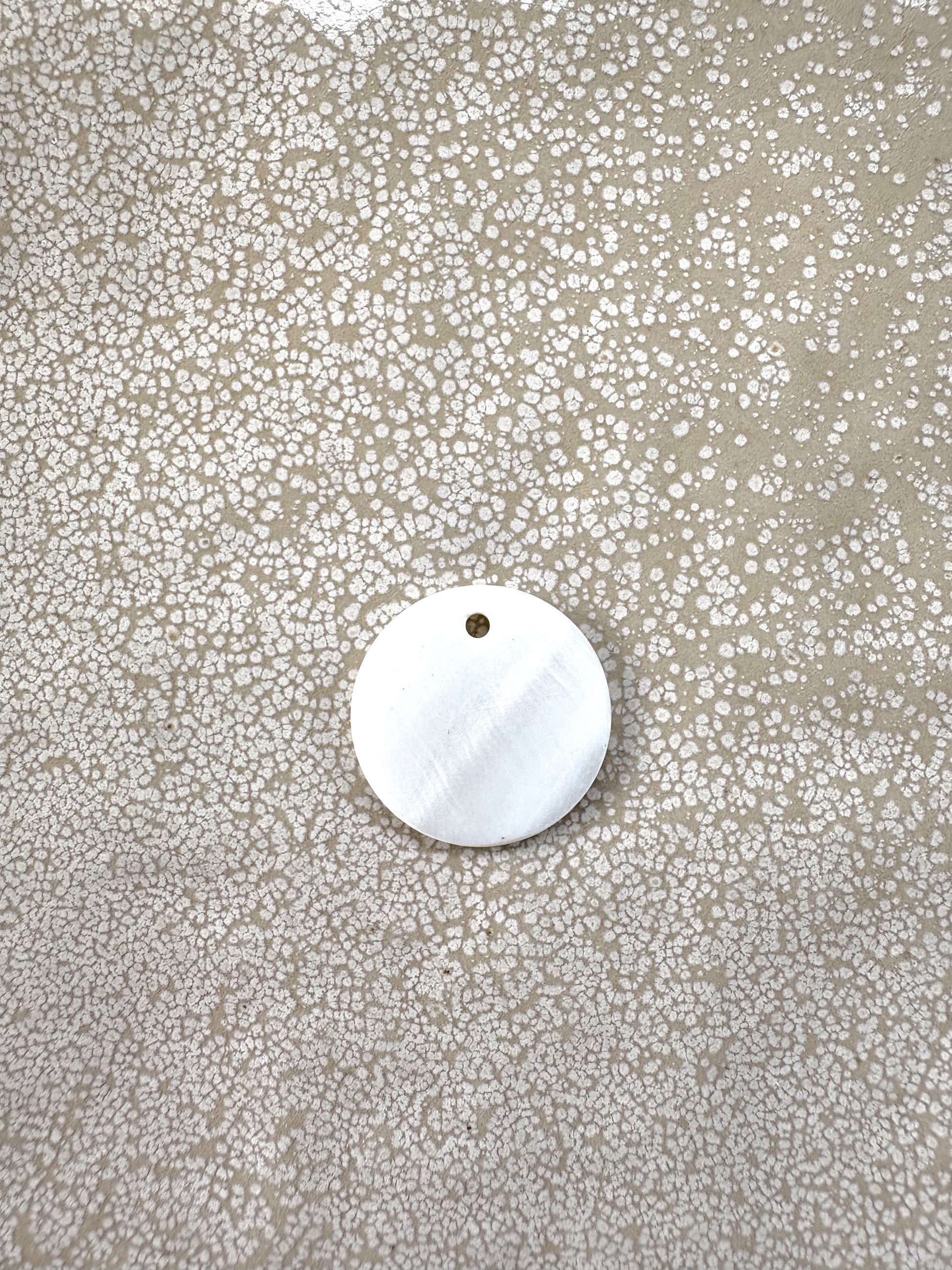 perlesetcreationbijoux - sequin rond nacre blanc 20 mm