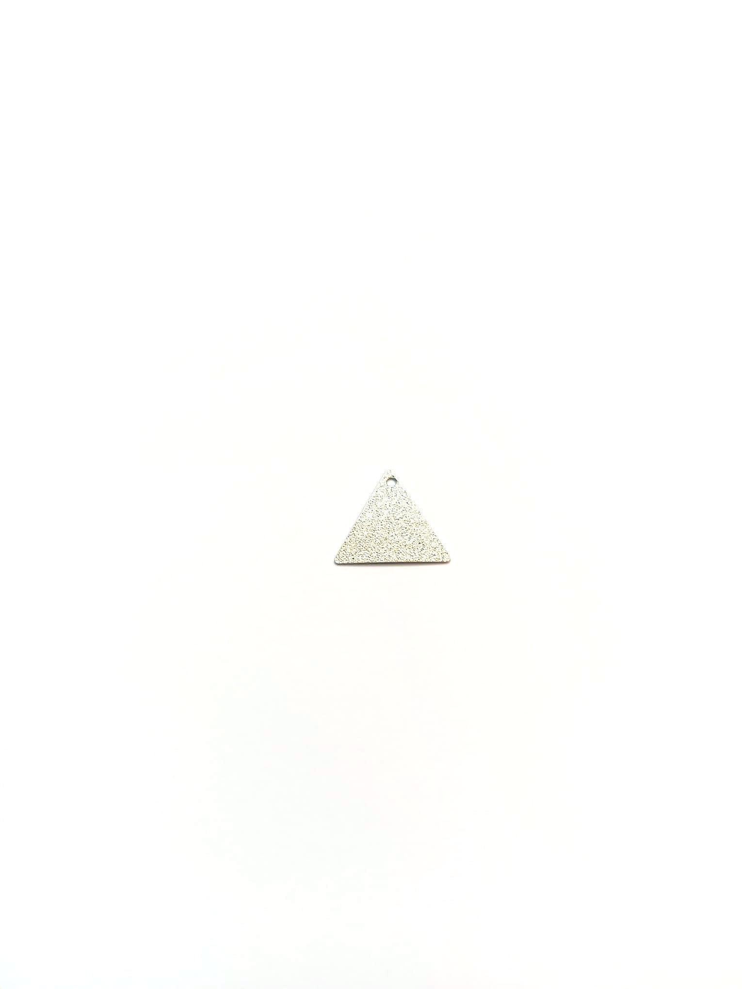 perlesetcreationbijoux - sequin triangle effet pailleté 13x15 mm argenté en laiton